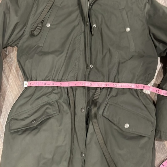 Old Navy olive green parka coat with black faux fur trim hood size size Small - Picture 6 of 13